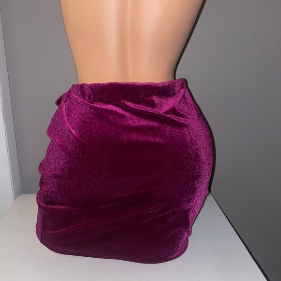Rouched Velvet ruffle skirt Medium - Picture 5 of 6